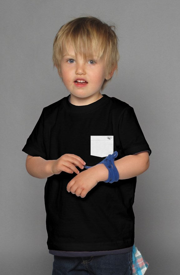 T-shirt Paint by AKLY